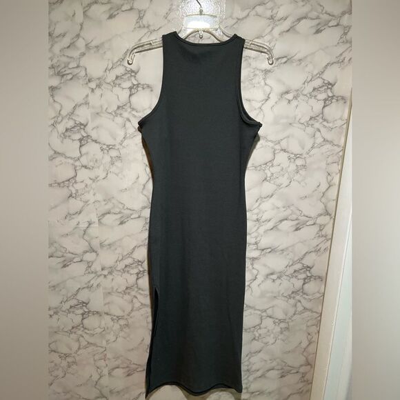 Pretty Little Thing Charcoal Cup Detail Racer Split Midi Dress - Picture 11 of 13